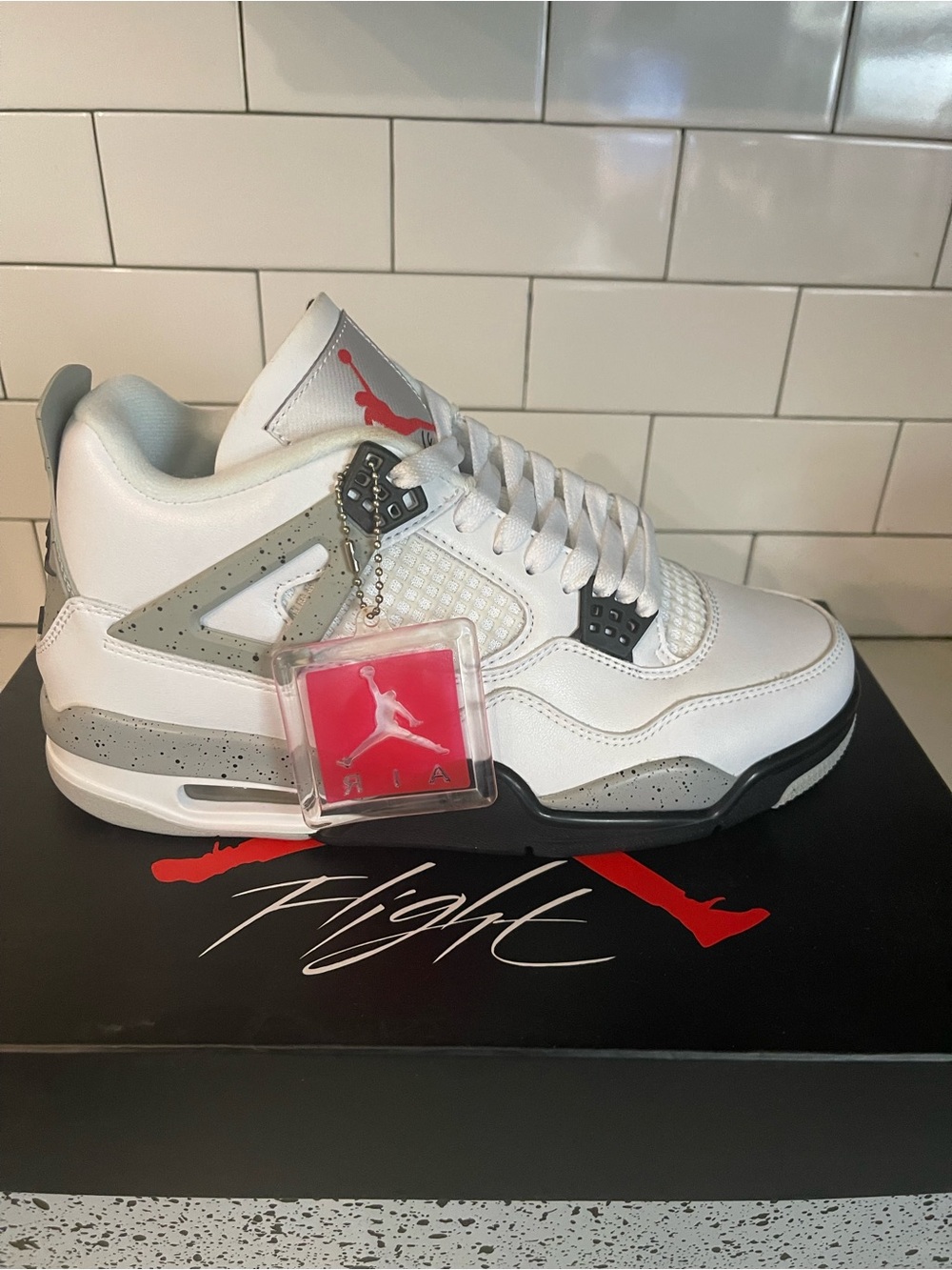 Men’s Retro 4 White Cement Size 8.